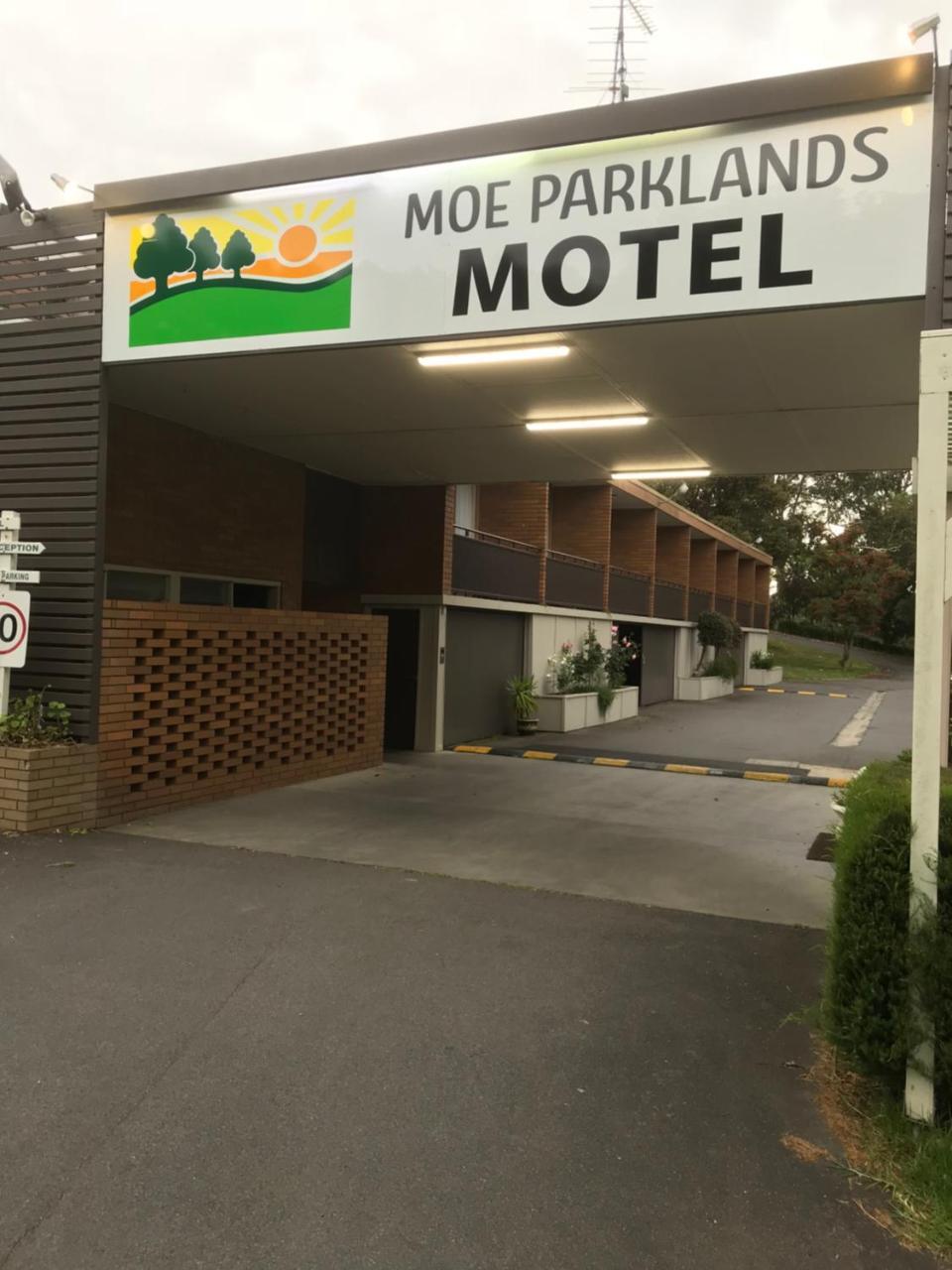 Motel Parklands 3*